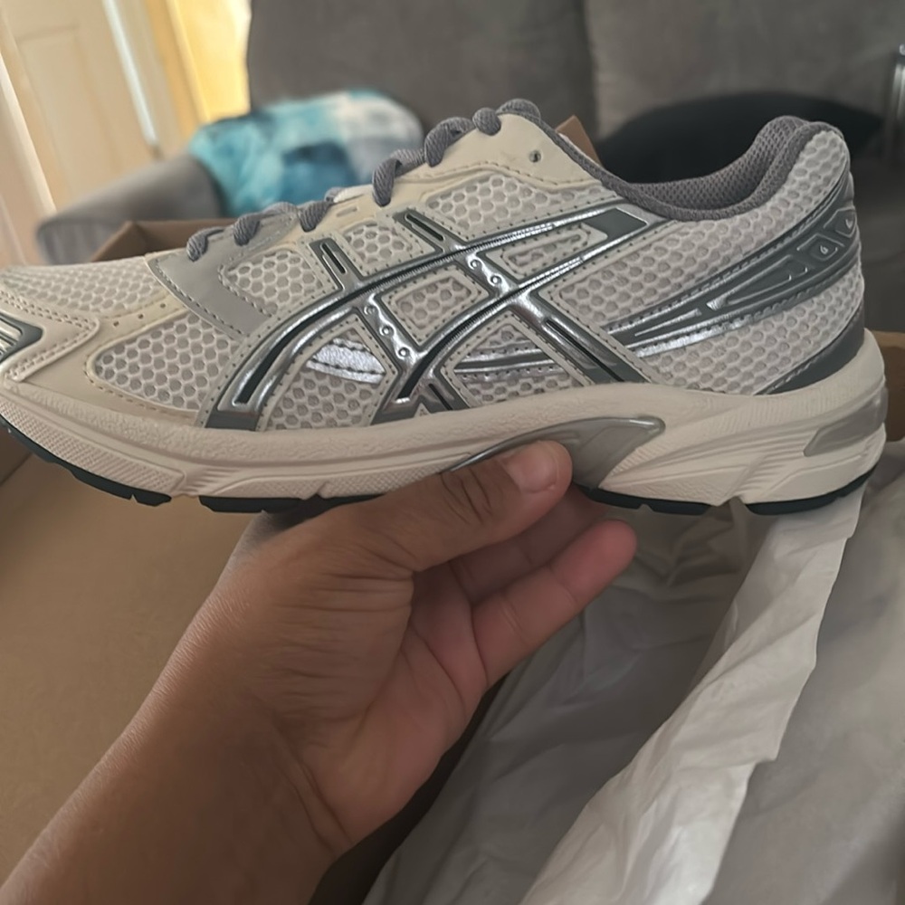 ASICS